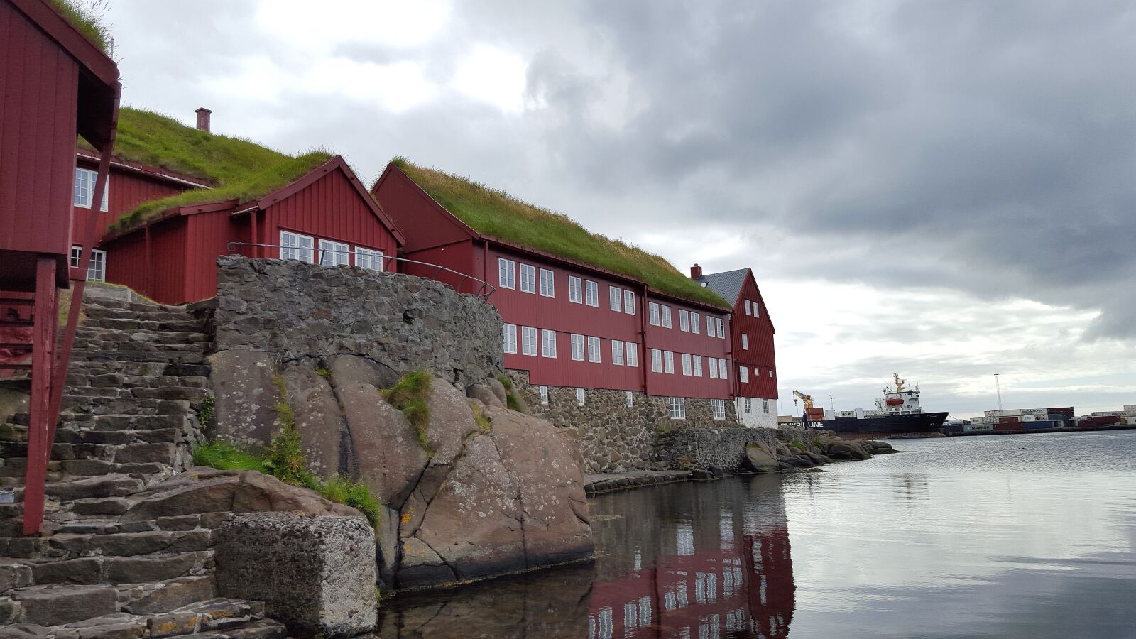 Samsung Galaxy S6 sample photo. Torshavn, faroer islands, faro photography