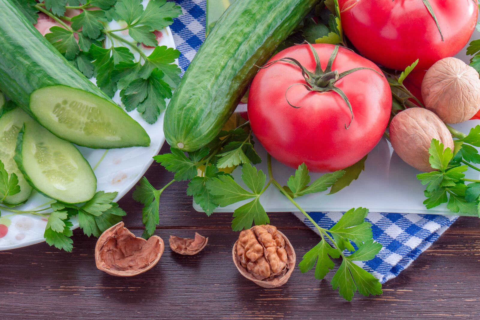 Nikon D7200 sample photo. Tomatoes, cucumber, food photography