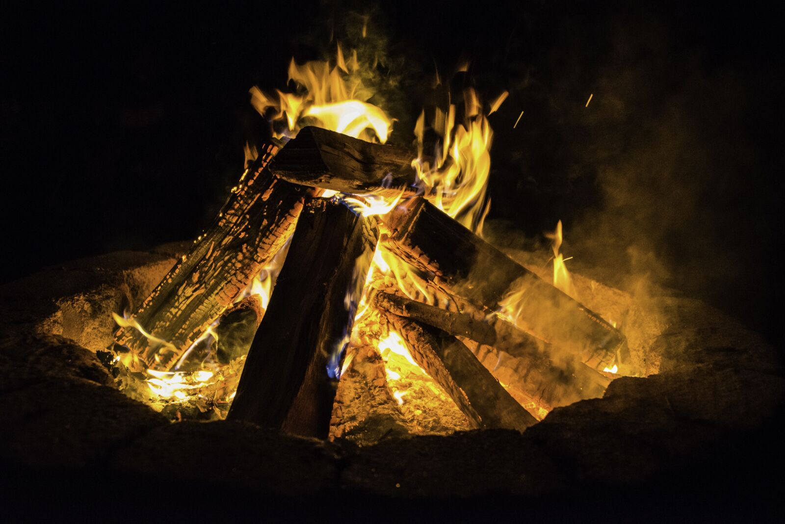 Nikon D800 sample photo. Campfire, fire, camping photography