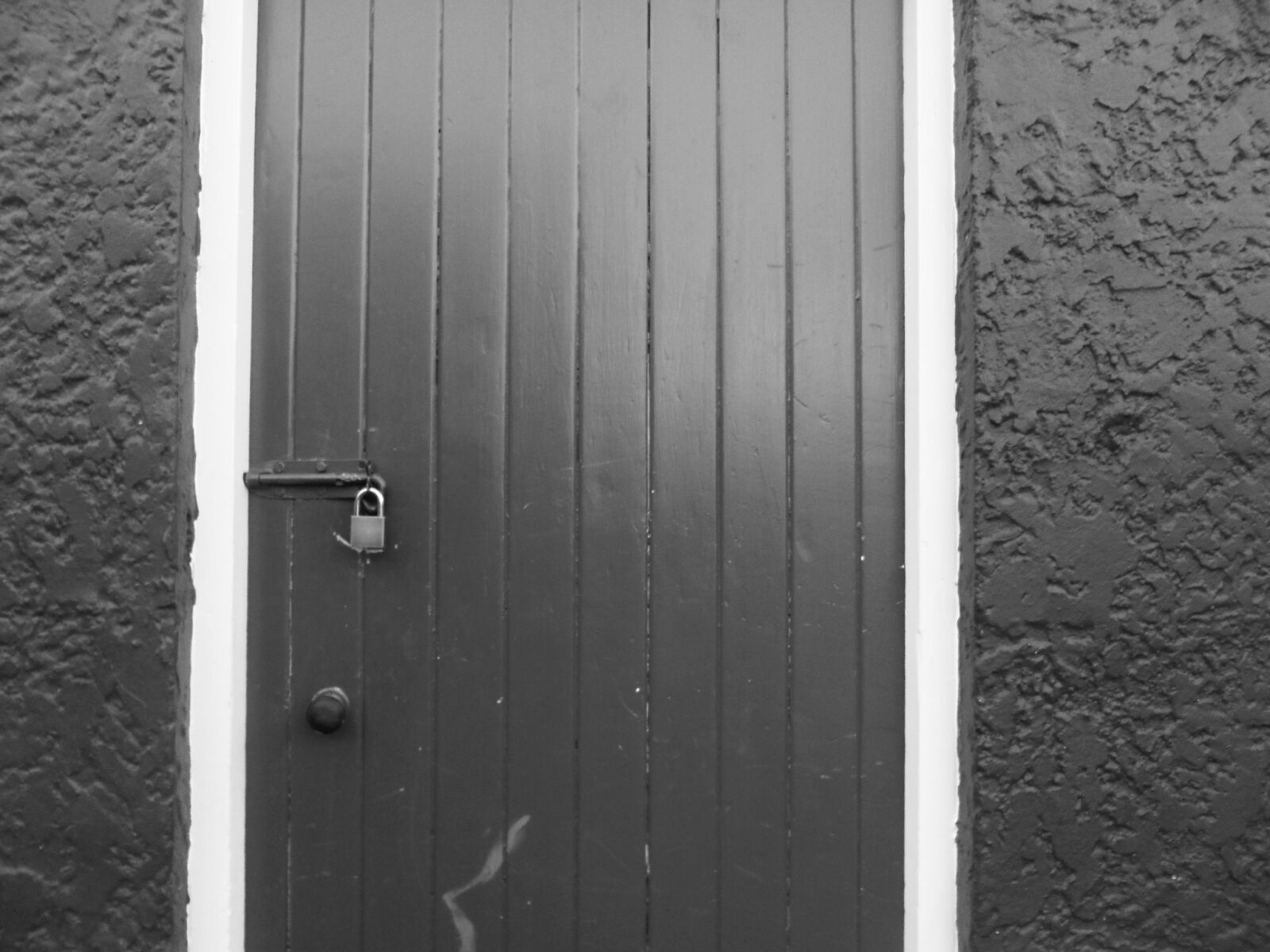 Samsung ES25, ES27 / VLUU ES25, ES27 /  SL45 sample photo. B, w, black, white photography