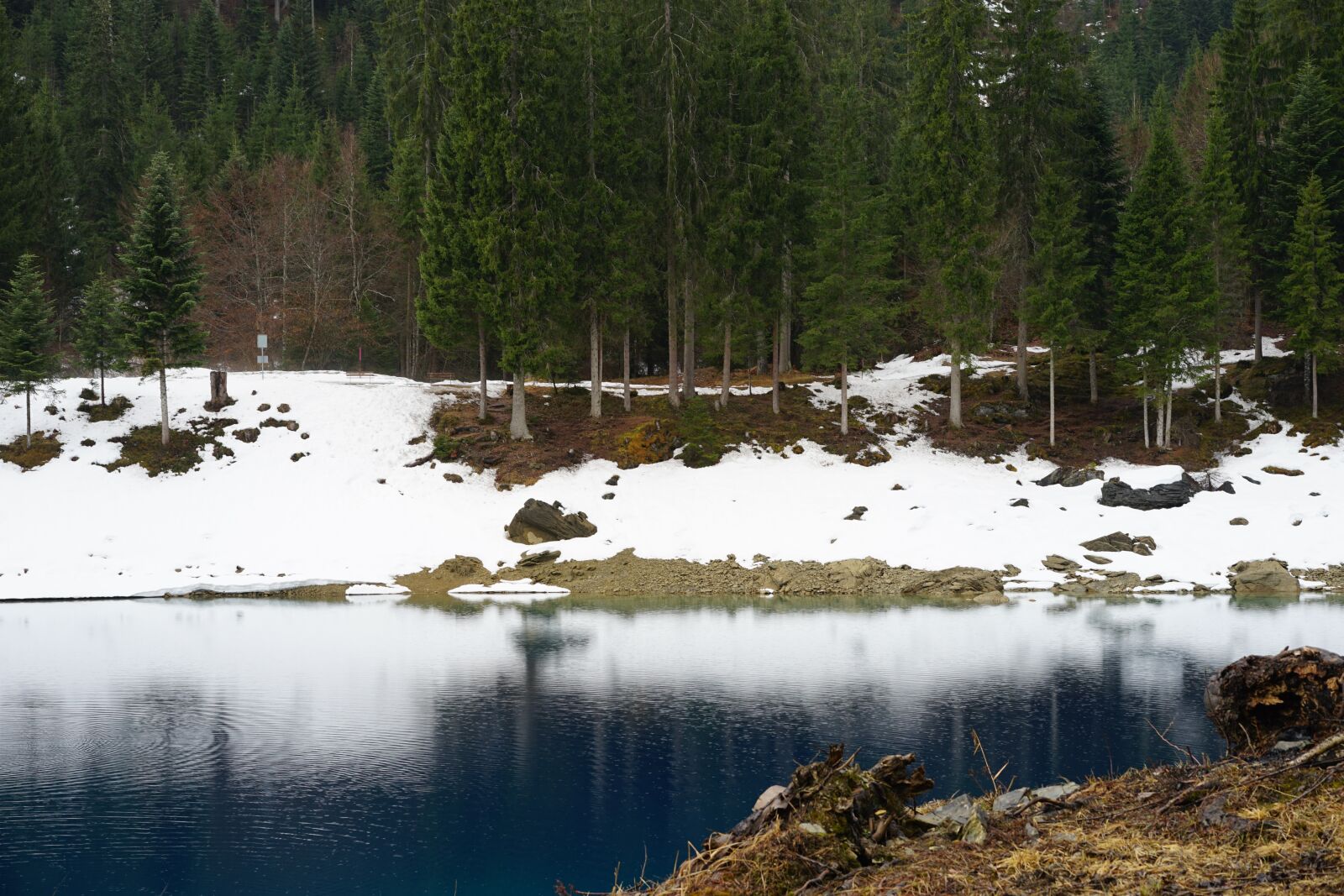 Sony a7 II sample photo. Lake, snow, landscape photography