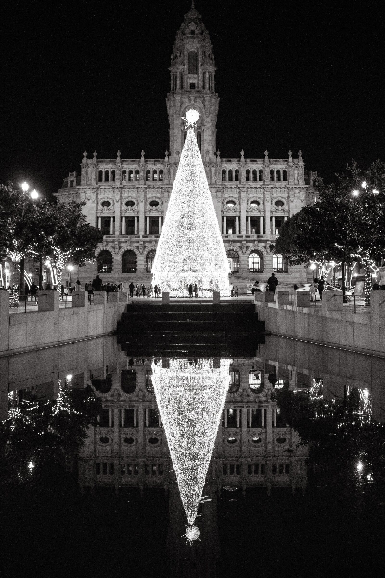 Canon EOS 700D (EOS Rebel T5i / EOS Kiss X7i) sample photo. Night, porto, city photography