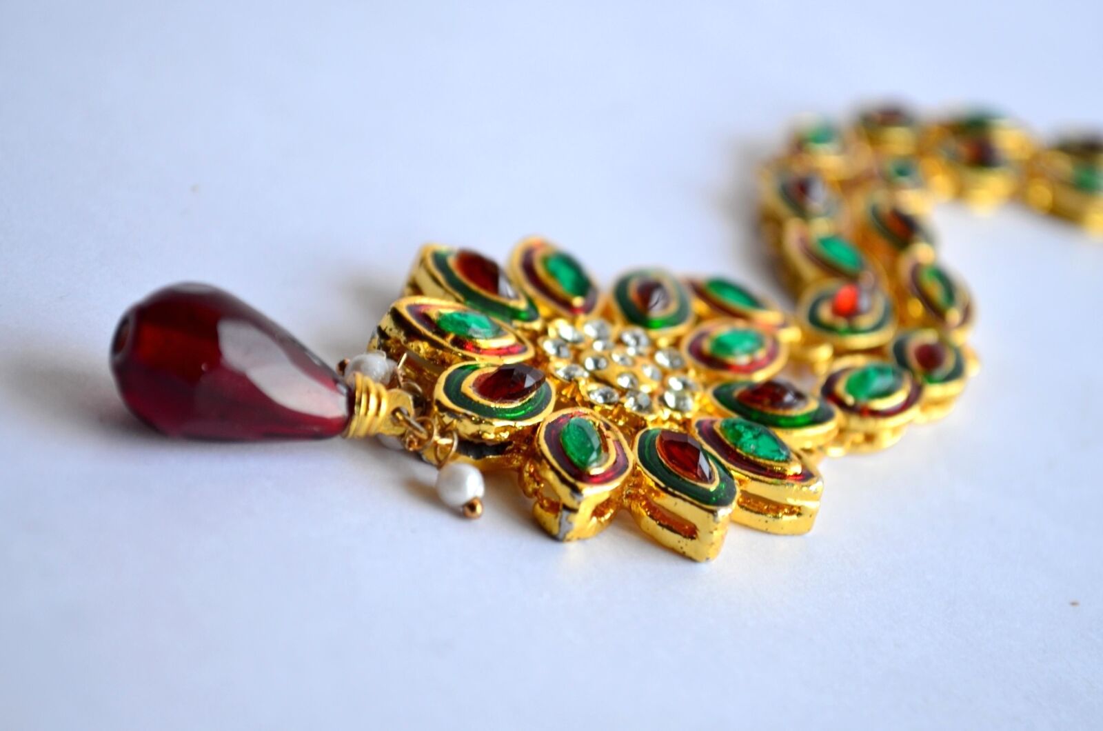 Nikon D5100 sample photo. Jewel, jewelry, diamond, gold photography