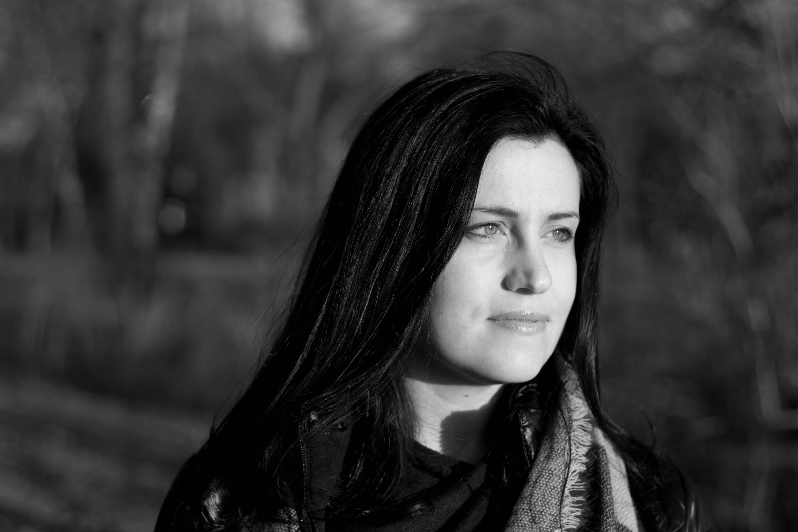Canon EOS 550D (EOS Rebel T2i / EOS Kiss X4) sample photo. Black, and, white, woman photography
