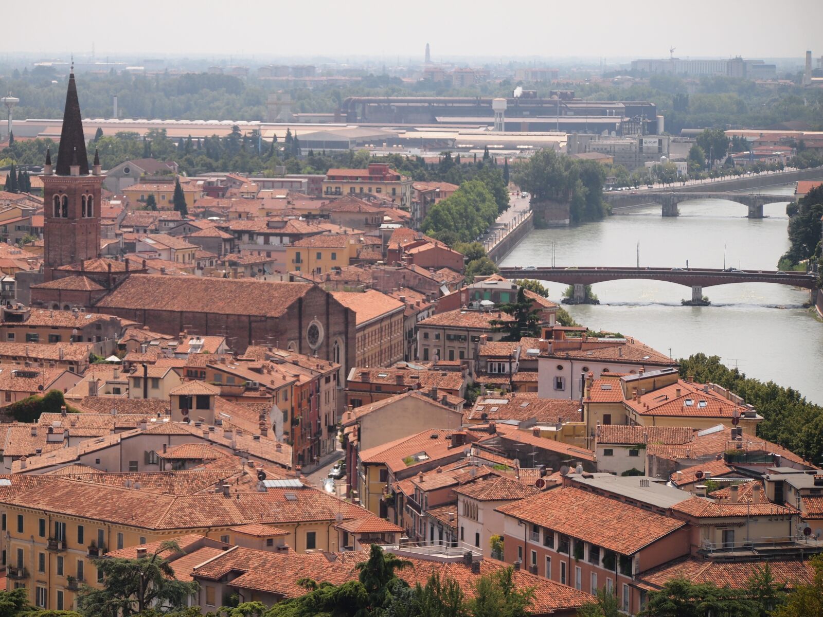 Olympus PEN E-PL1 sample photo. Italy, verona, landscape photography