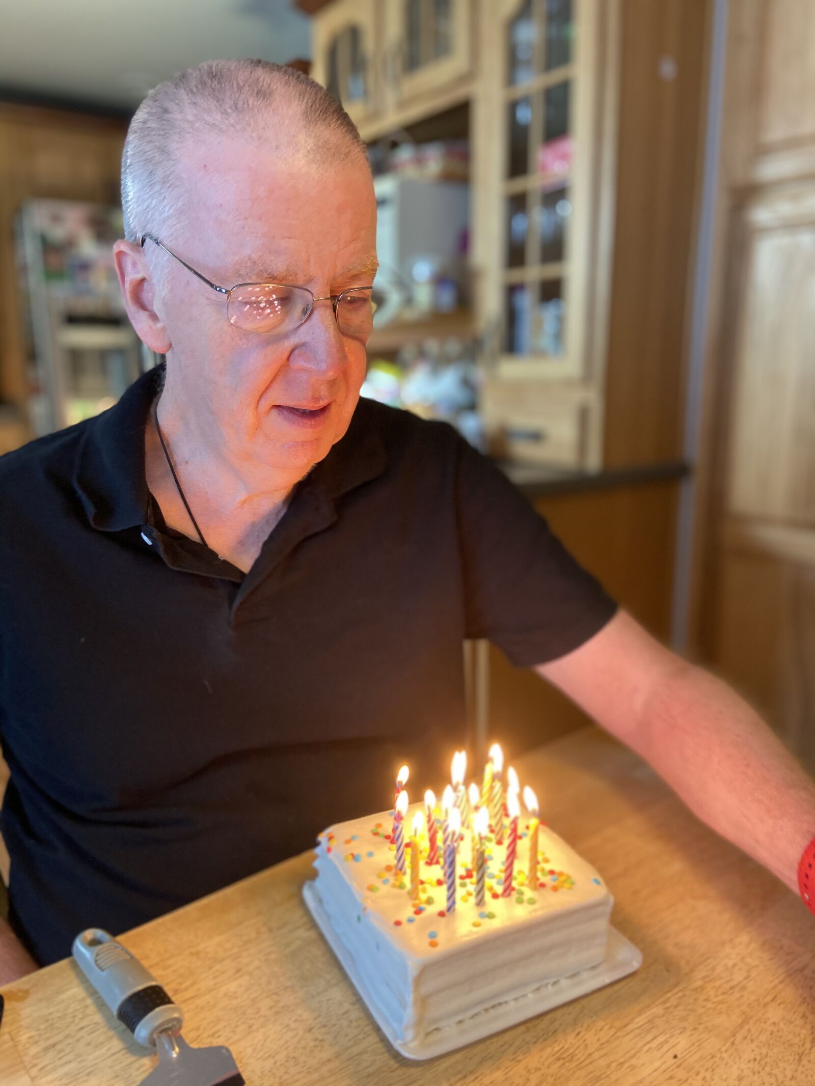 Apple iPhone 11 sample photo. Birthday, cake, candles photography
