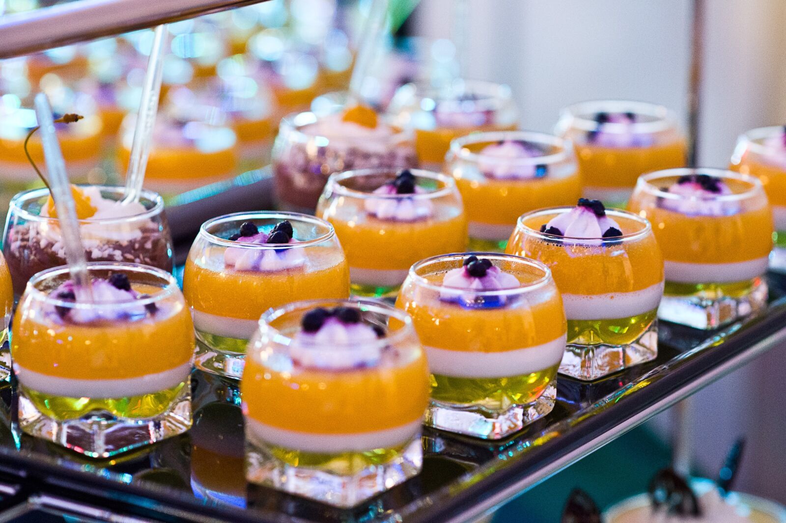 Nikon D800 sample photo. Eating, sweets, wedding photography