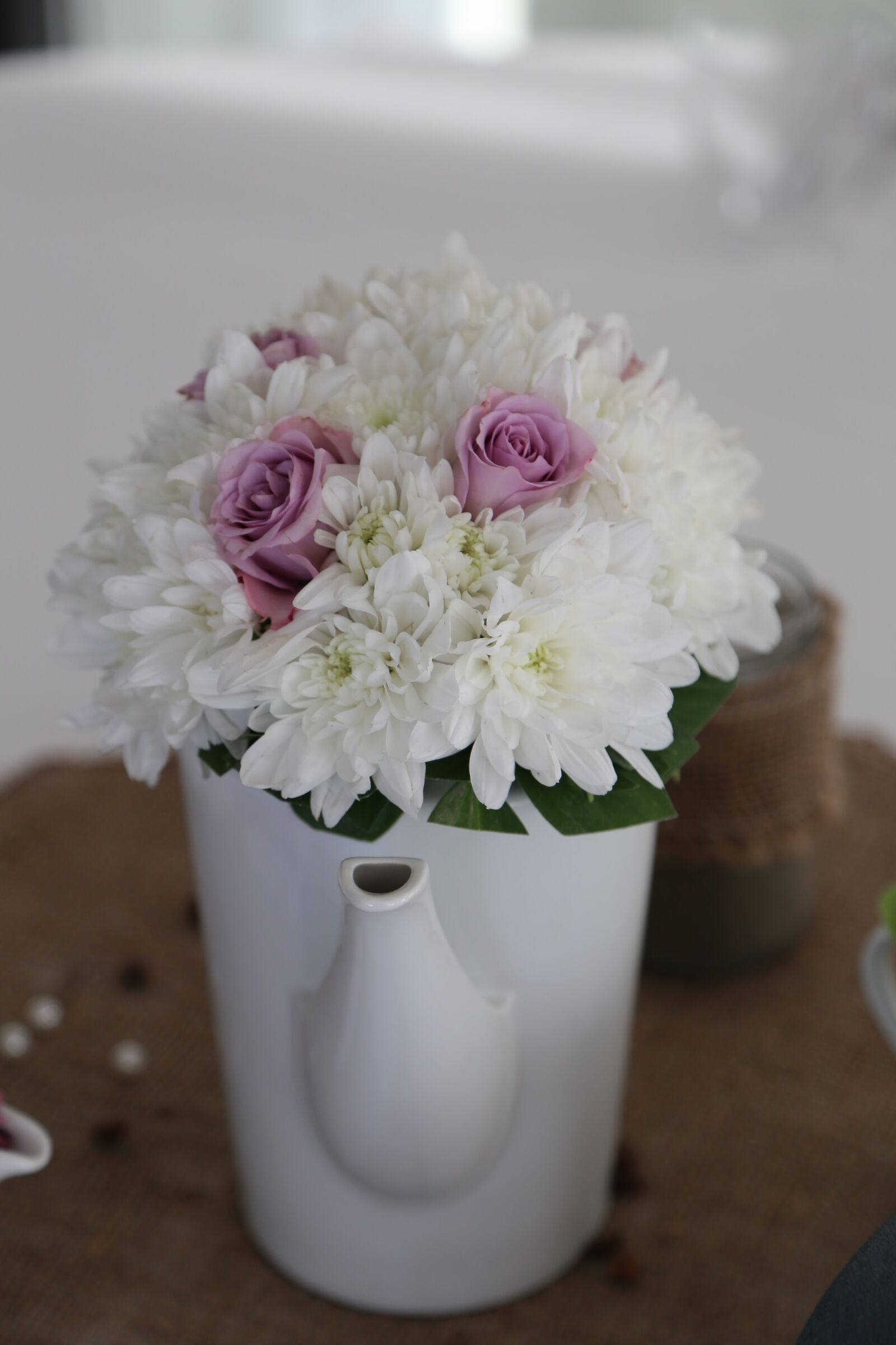 Canon EF 24-105mm F4L IS USM sample photo. Bouquet, ceramics, interior decoration photography