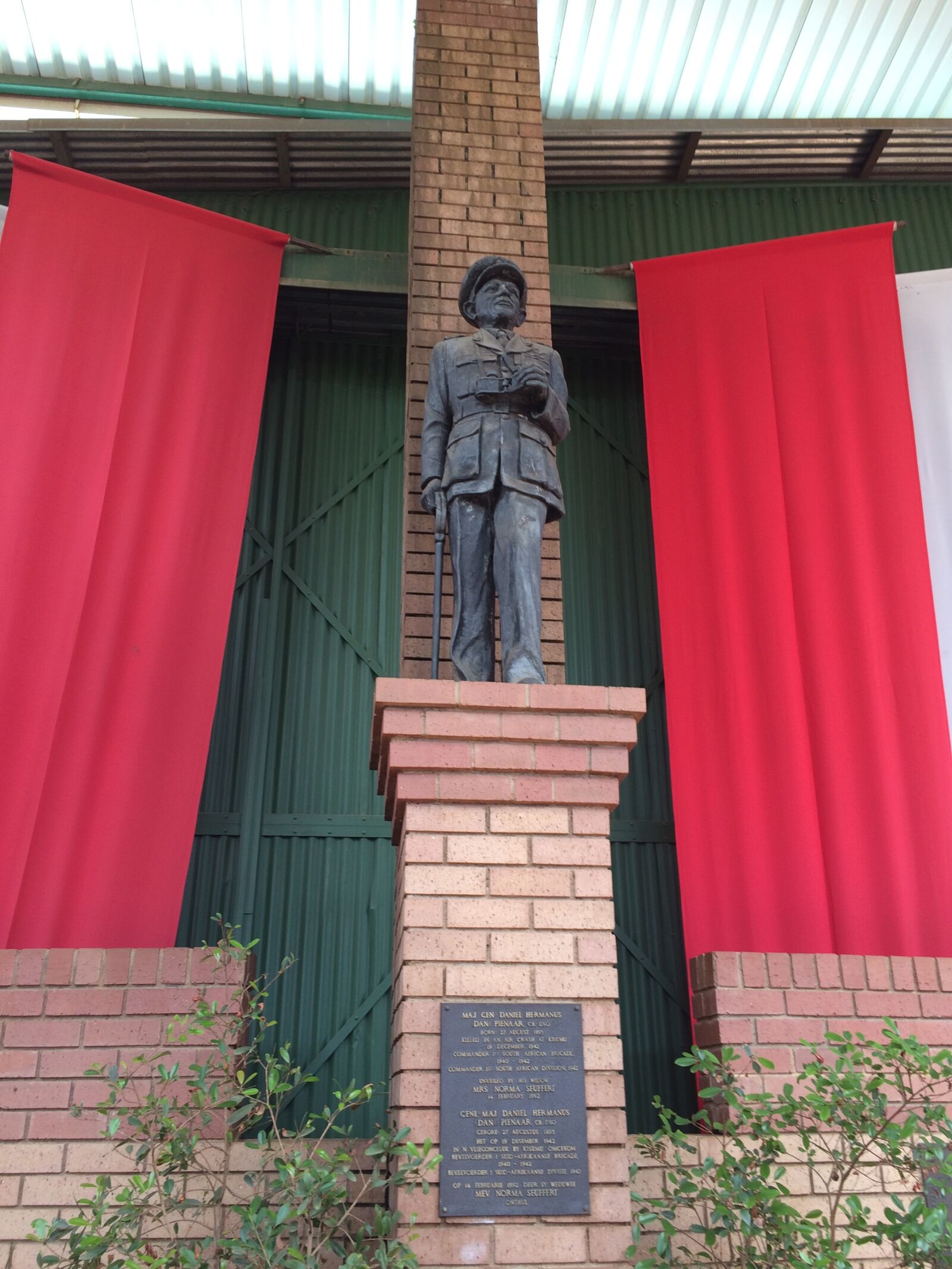 iPhone 5s back camera 4.15mm f/2.2 sample photo. History, sa, statue photography