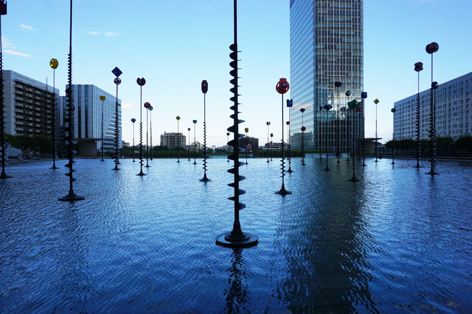 Sony a6000 sample photo. La defence, art, architecture photography