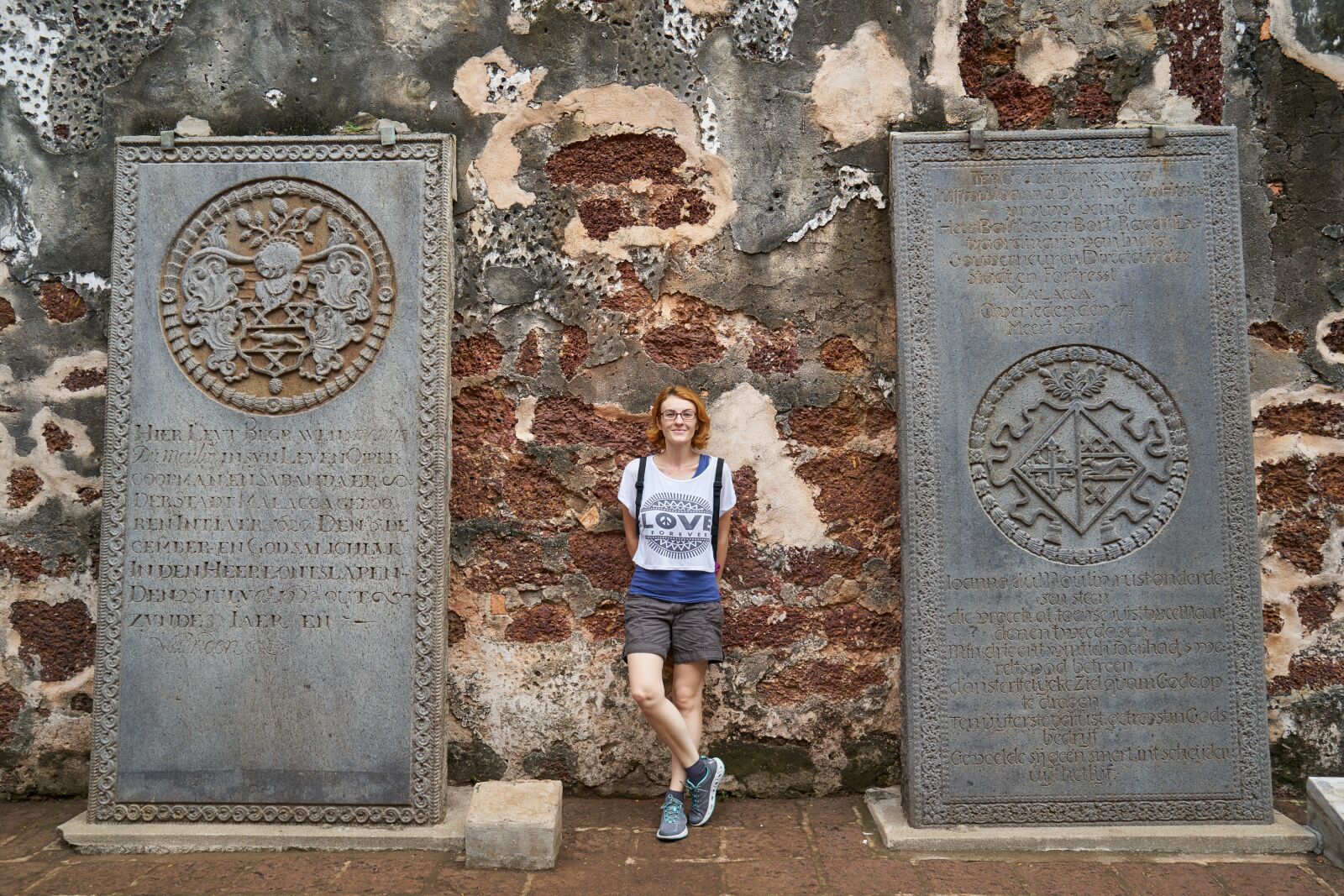 Sony a7R II sample photo. Tourist, on, temple photography