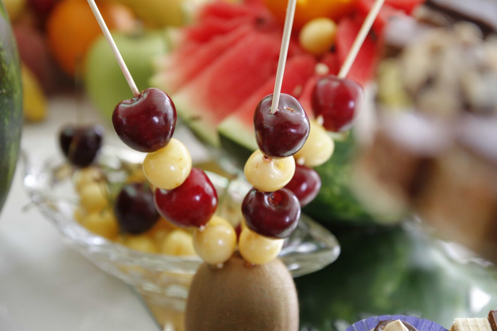 Canon EOS 7D sample photo. Decoration, sticks, cherry, cherries photography
