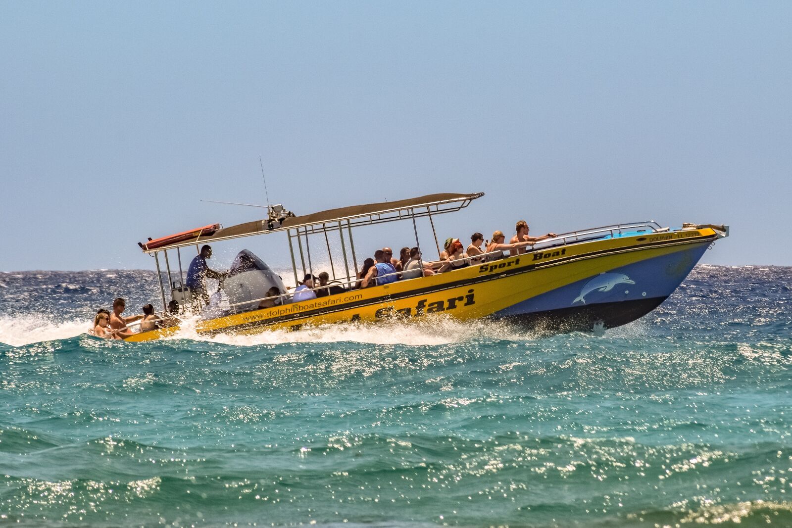 Nikon D3300 sample photo. Speed boat, sea, water photography