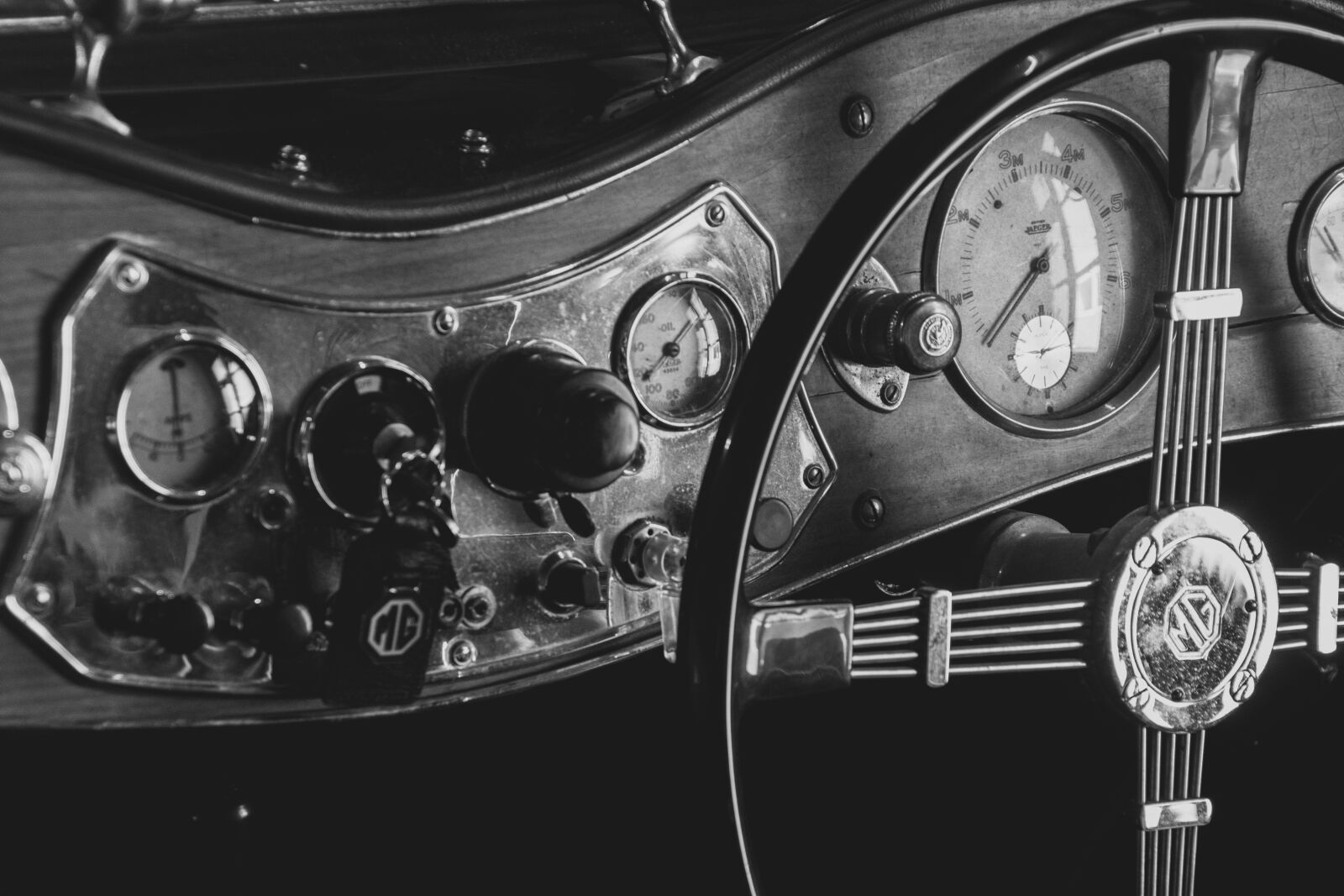 Canon EOS 80D sample photo. Dashboard, car, speedometer photography