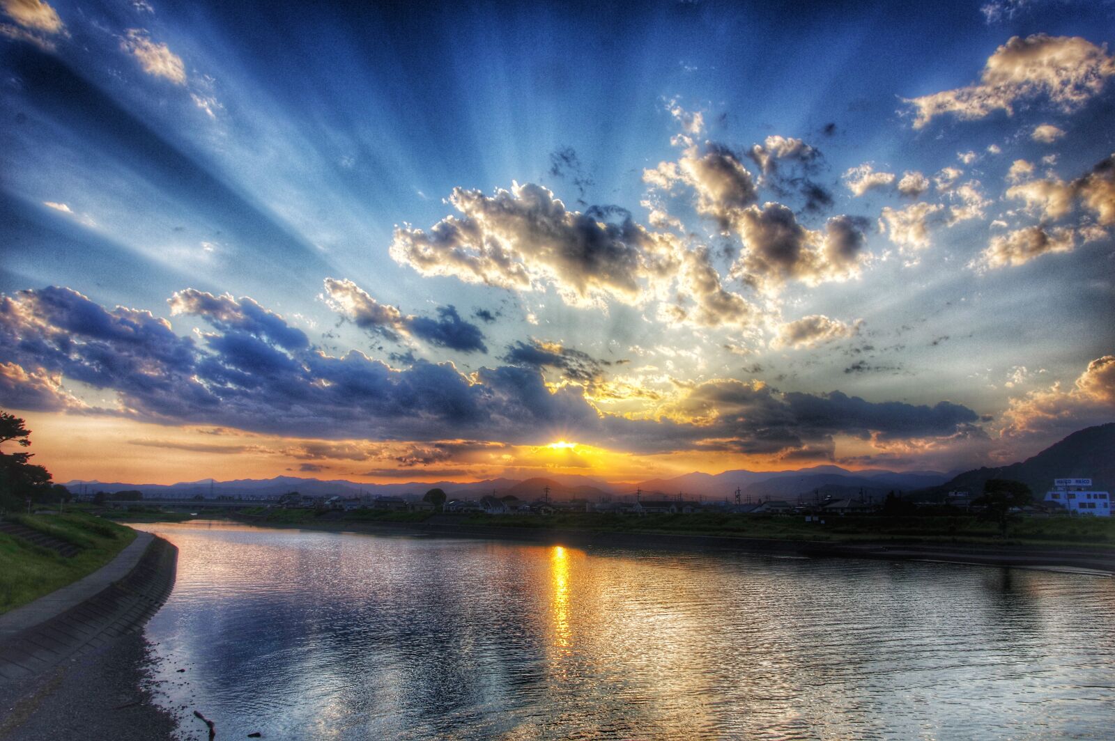 Pentax K-3 sample photo. Sunset, sparkling, cloud photography