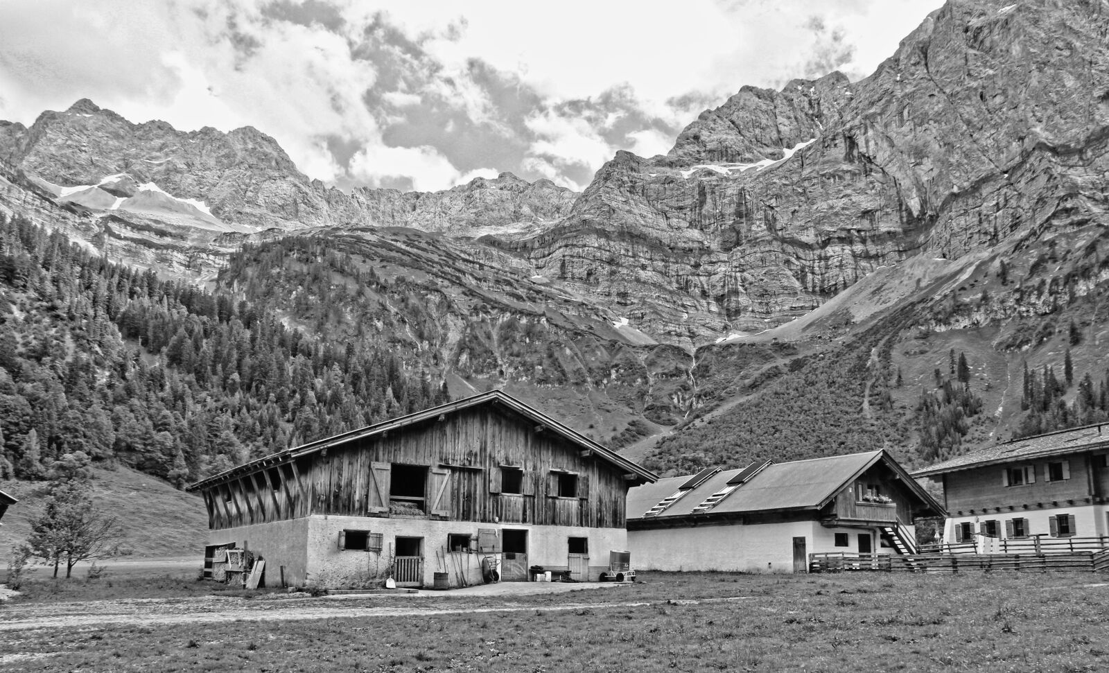 Canon EOS 550D (EOS Rebel T2i / EOS Kiss X4) sample photo. Mountain, nature, travel photography