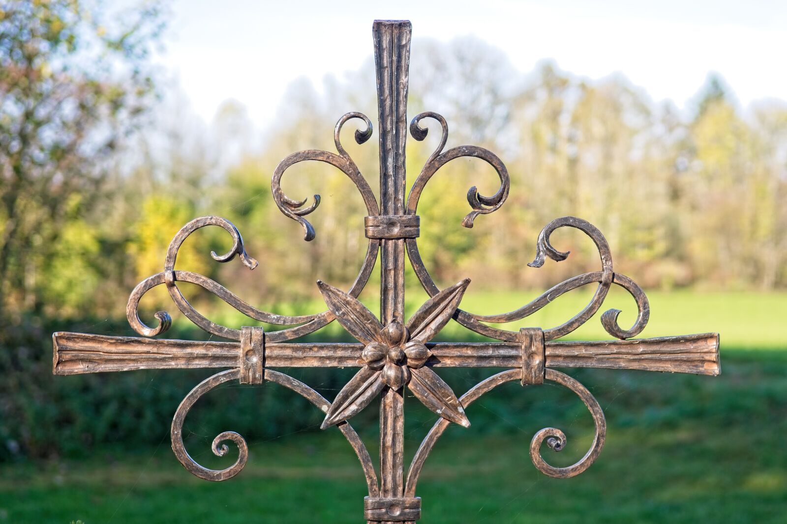 Nikon D7100 sample photo. Blacksmithing, cross, metal photography
