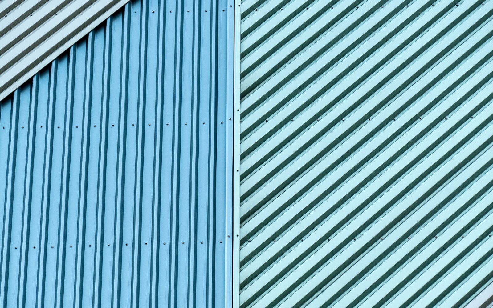 Panasonic Lumix DMC-FZ1000 sample photo. Industrial plant, architecture, hall photography