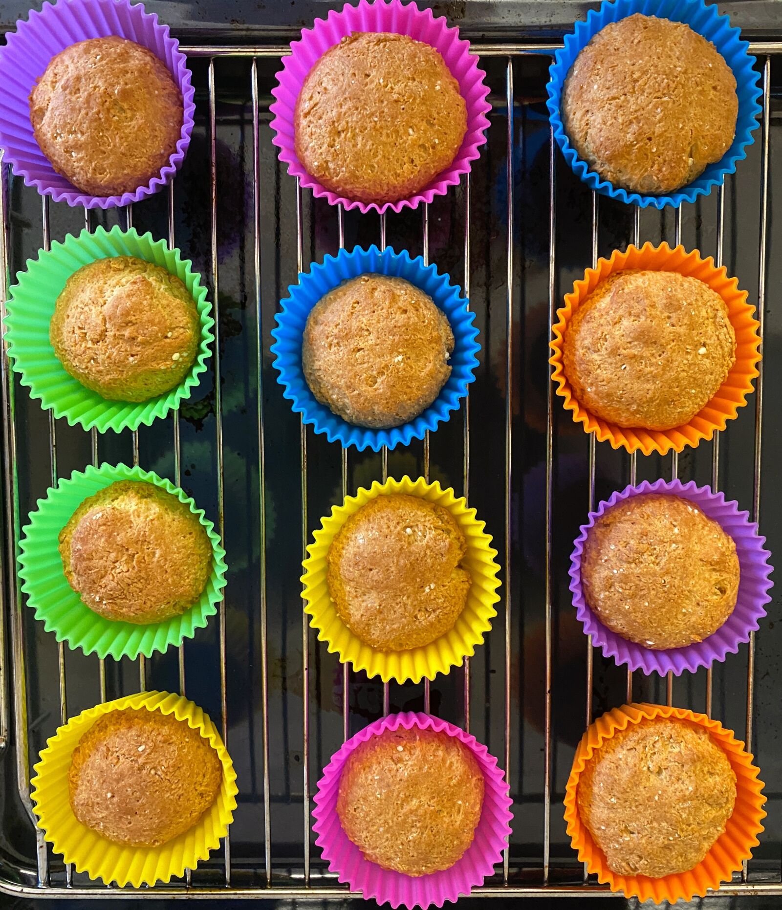 Apple iPhone 11 sample photo. Cupcakes, bums, kitchen photography