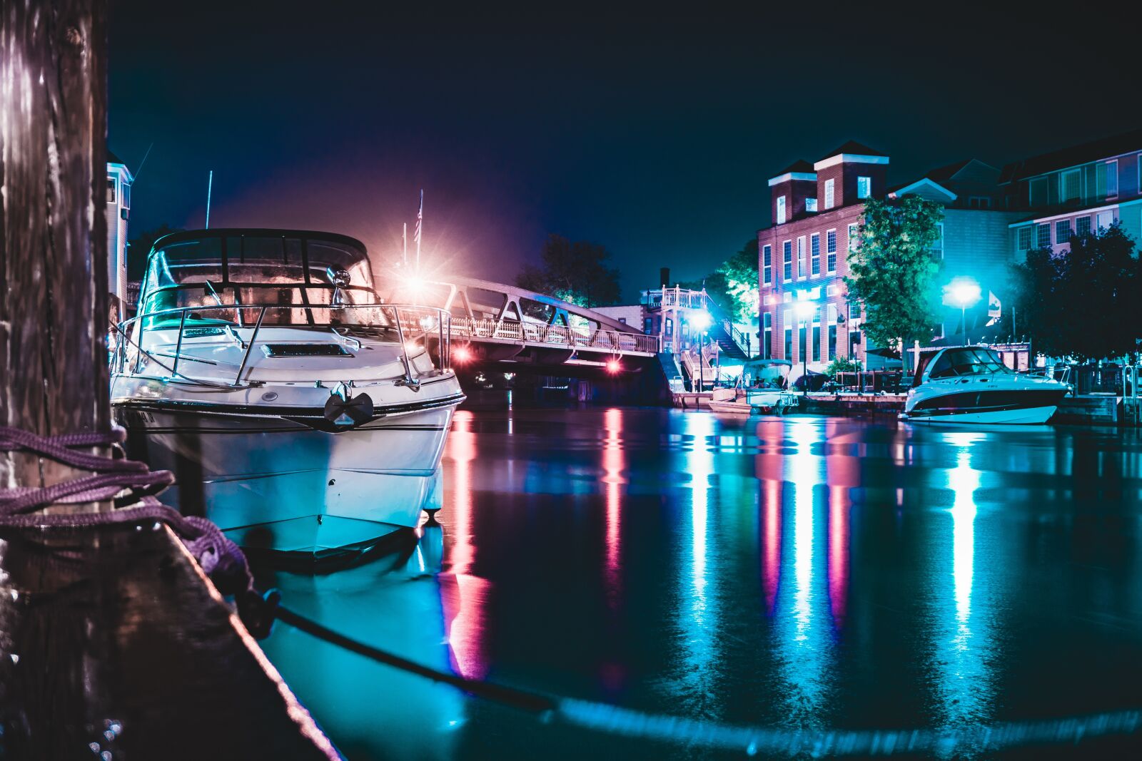 Sony a6300 sample photo. City, night, ship photography