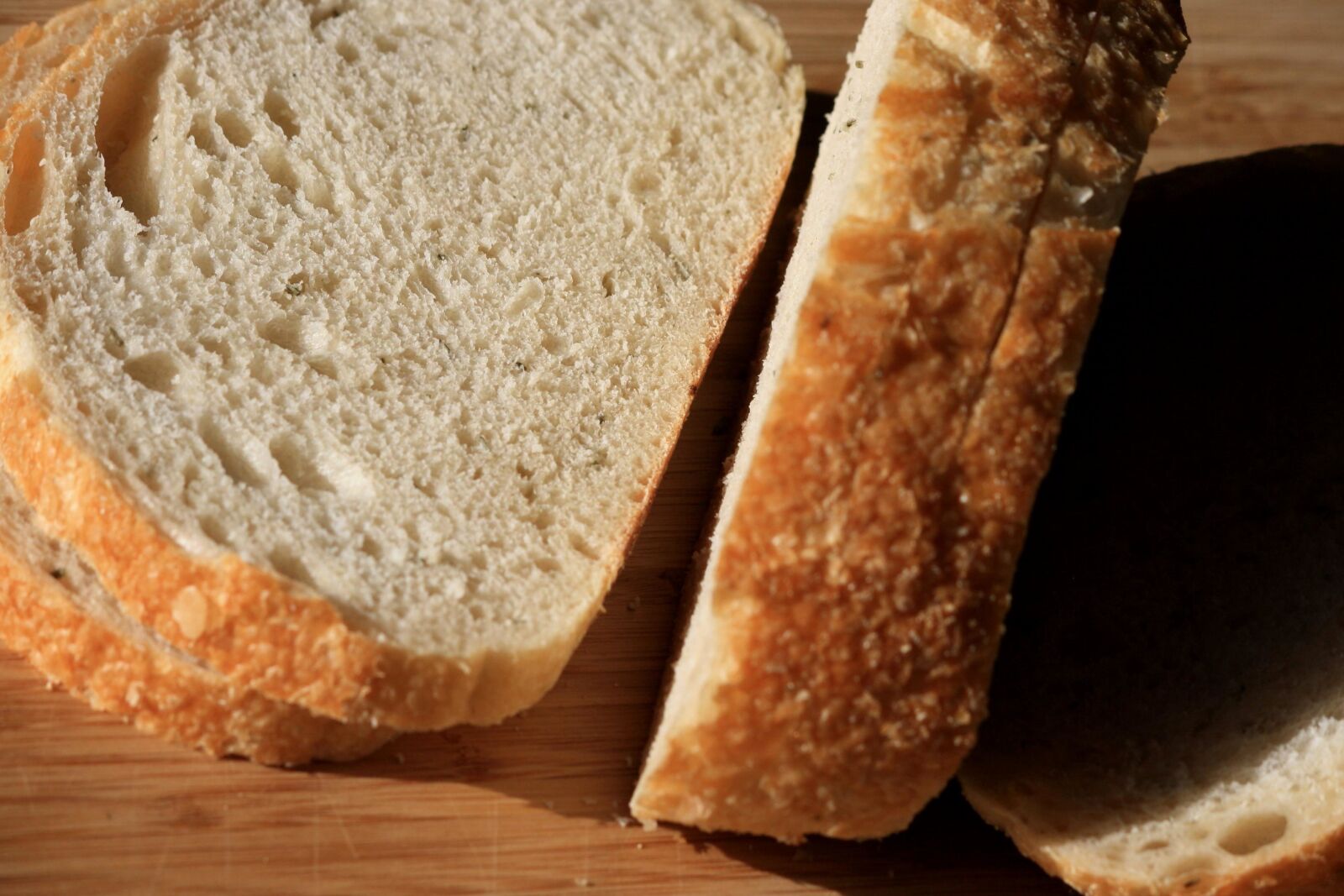 f/4-5.6 IS II sample photo. Slices, sourdough, bread, carbohydrate photography