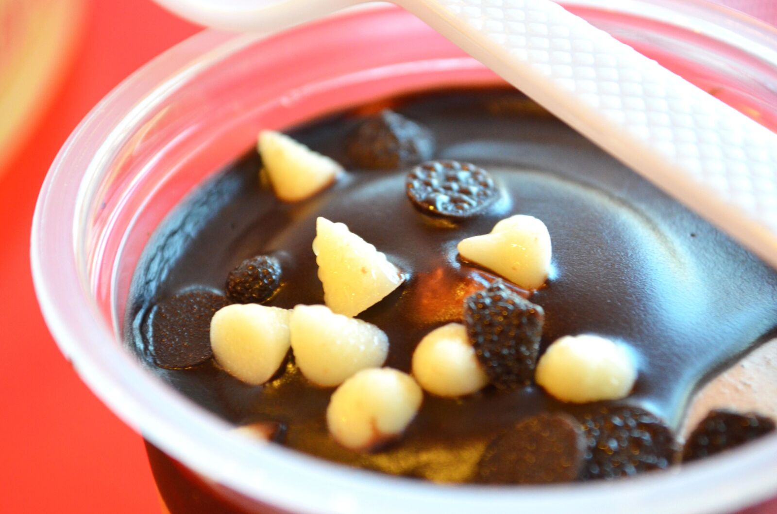 Nikon D5100 sample photo. Chocolate, diet, ice cream photography
