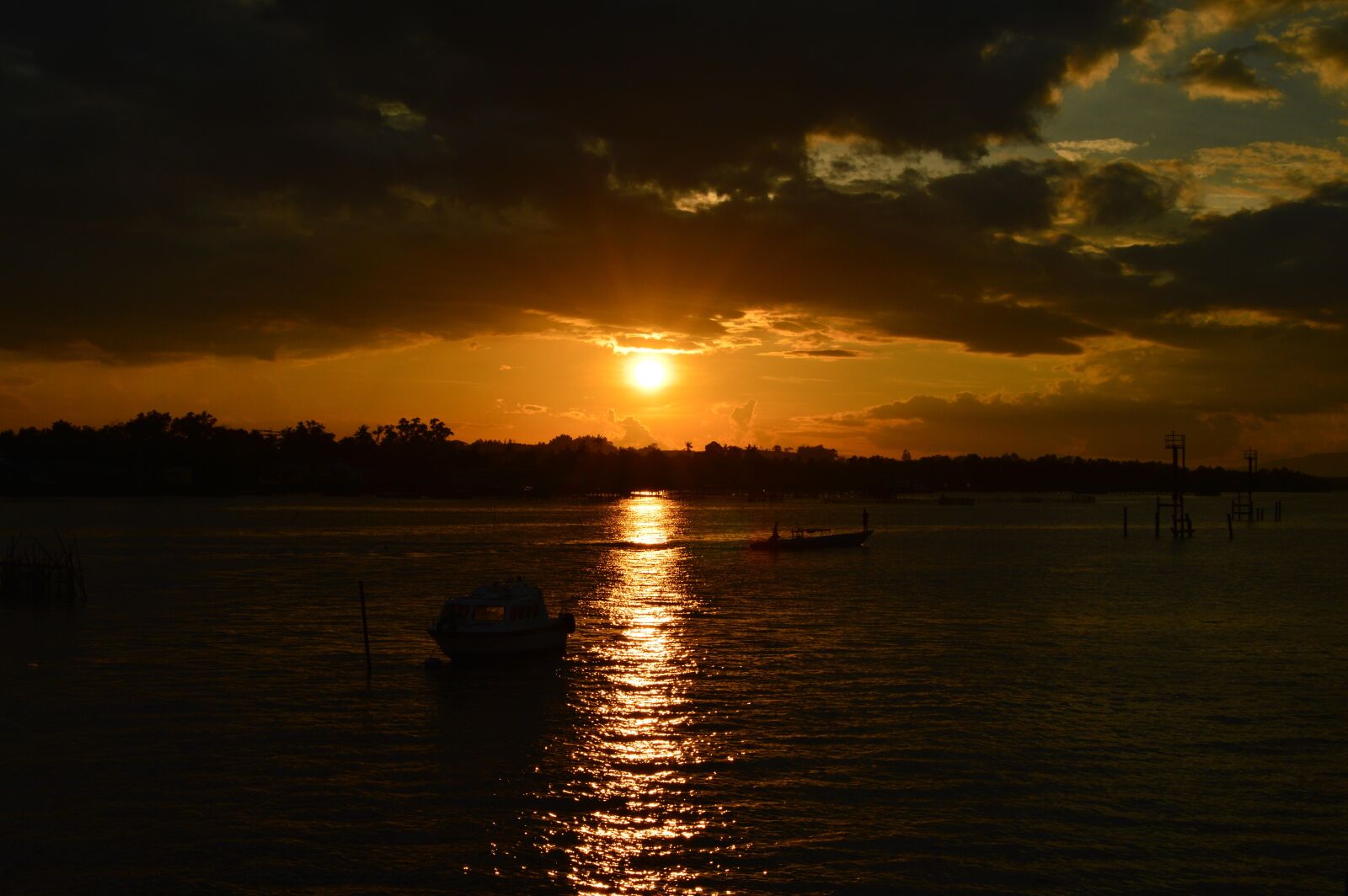 Nikon D3200 sample photo. Sunset, dawn, sun photography