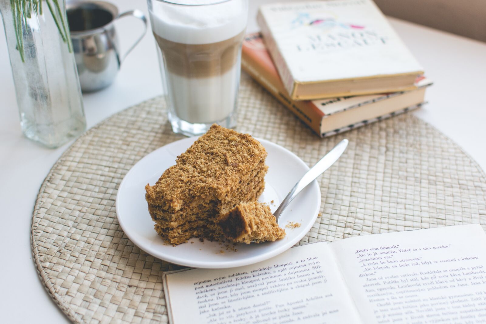 Nikon D5200 sample photo. Cake, sweet, food photography