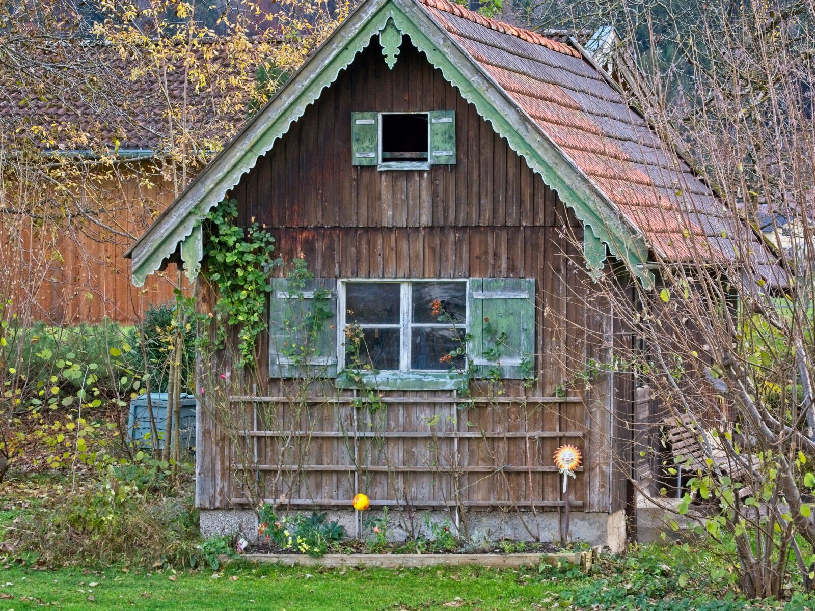 Sigma 105mm F2.8 EX DG OS HSM sample photo. Garden shed, woodhouse, garden photography