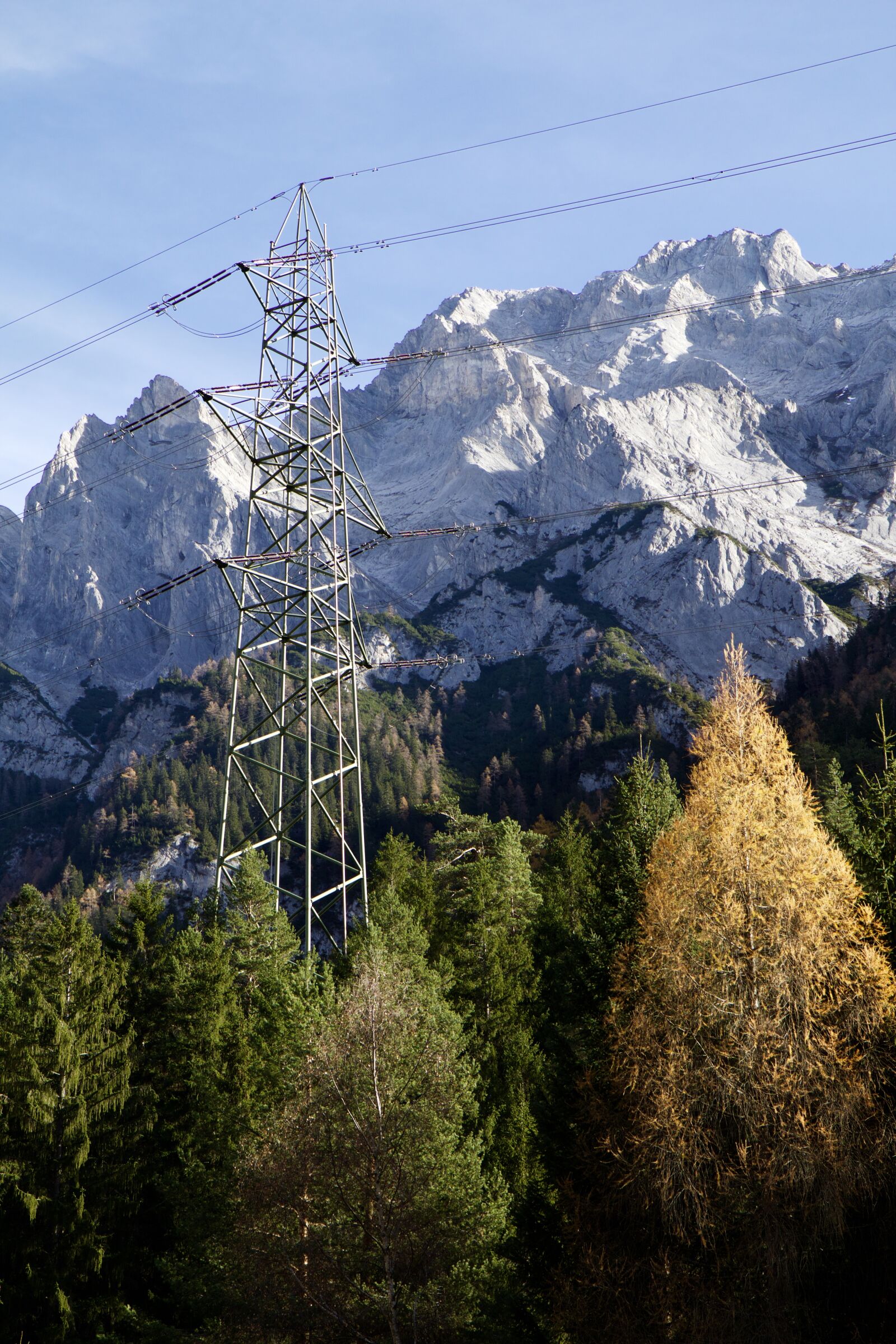 Canon EOS 70D sample photo. Mountains, alpine, pylon photography