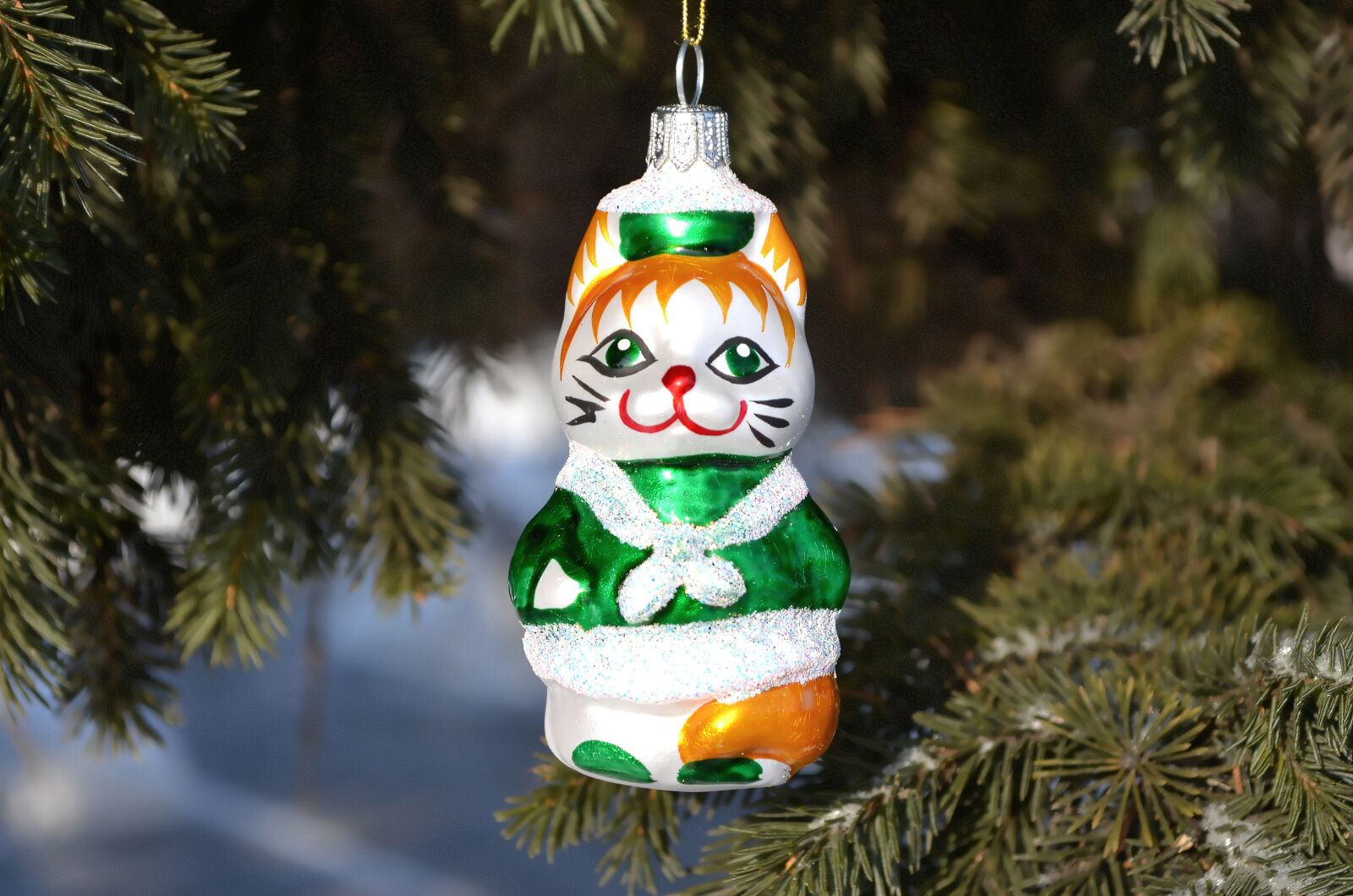 Nikon D5100 sample photo. Christmas, christmas toy, jewelry photography