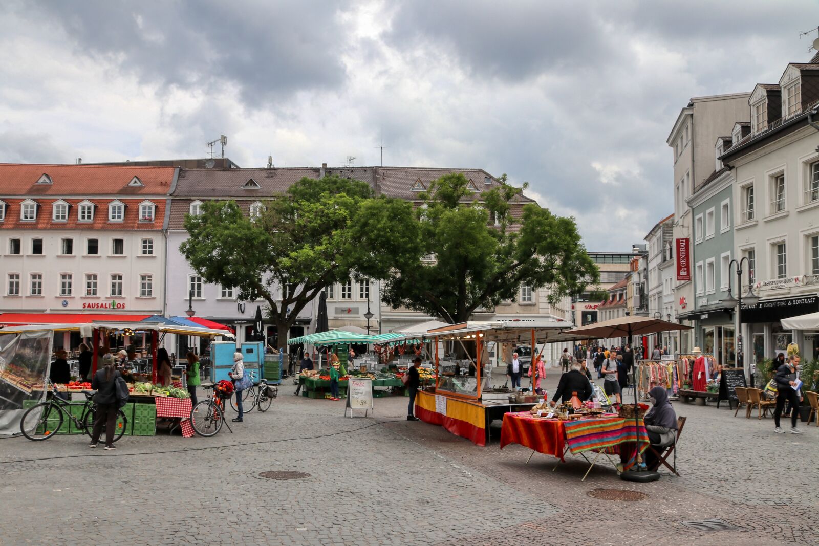 Canon EOS 80D sample photo. Market, saarbr cken, stjohann photography