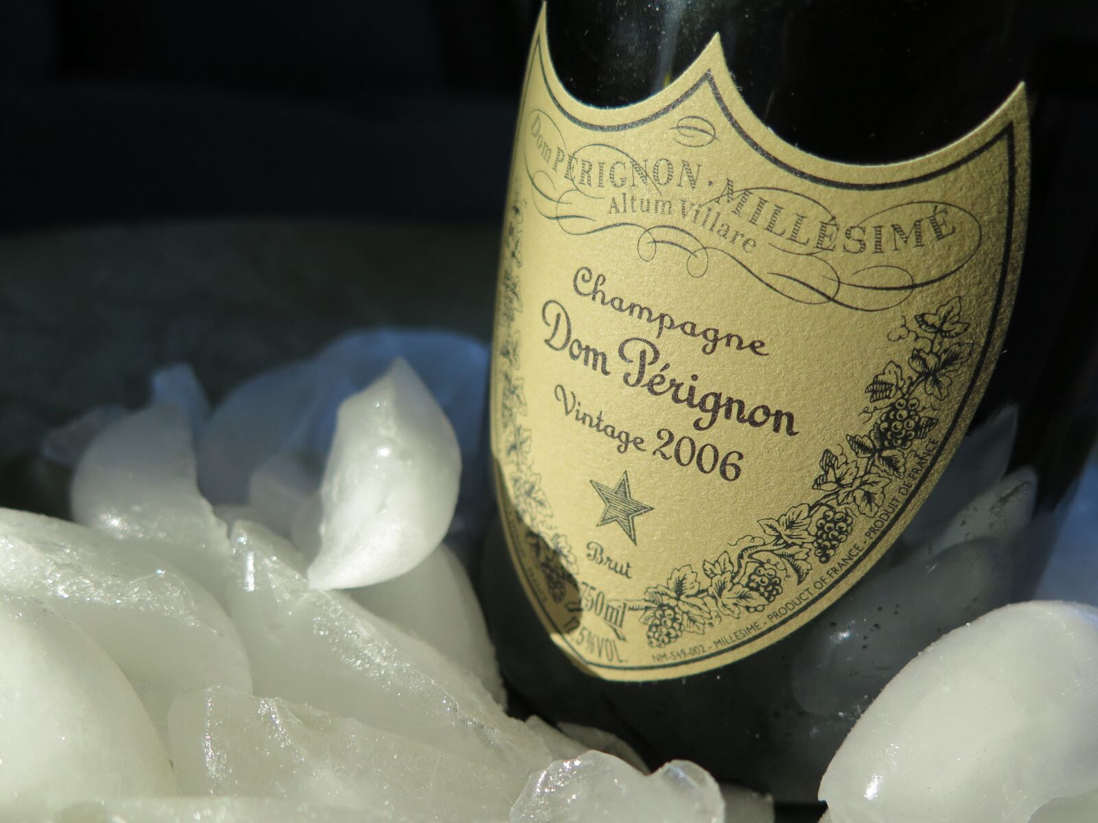 Canon PowerShot G16 sample photo. Champagne, wine, etiquette photography