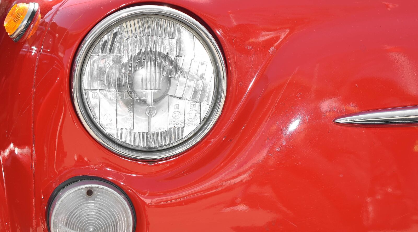 Nikon D5500 sample photo. Chrome, automobile, headlight, vehicle photography