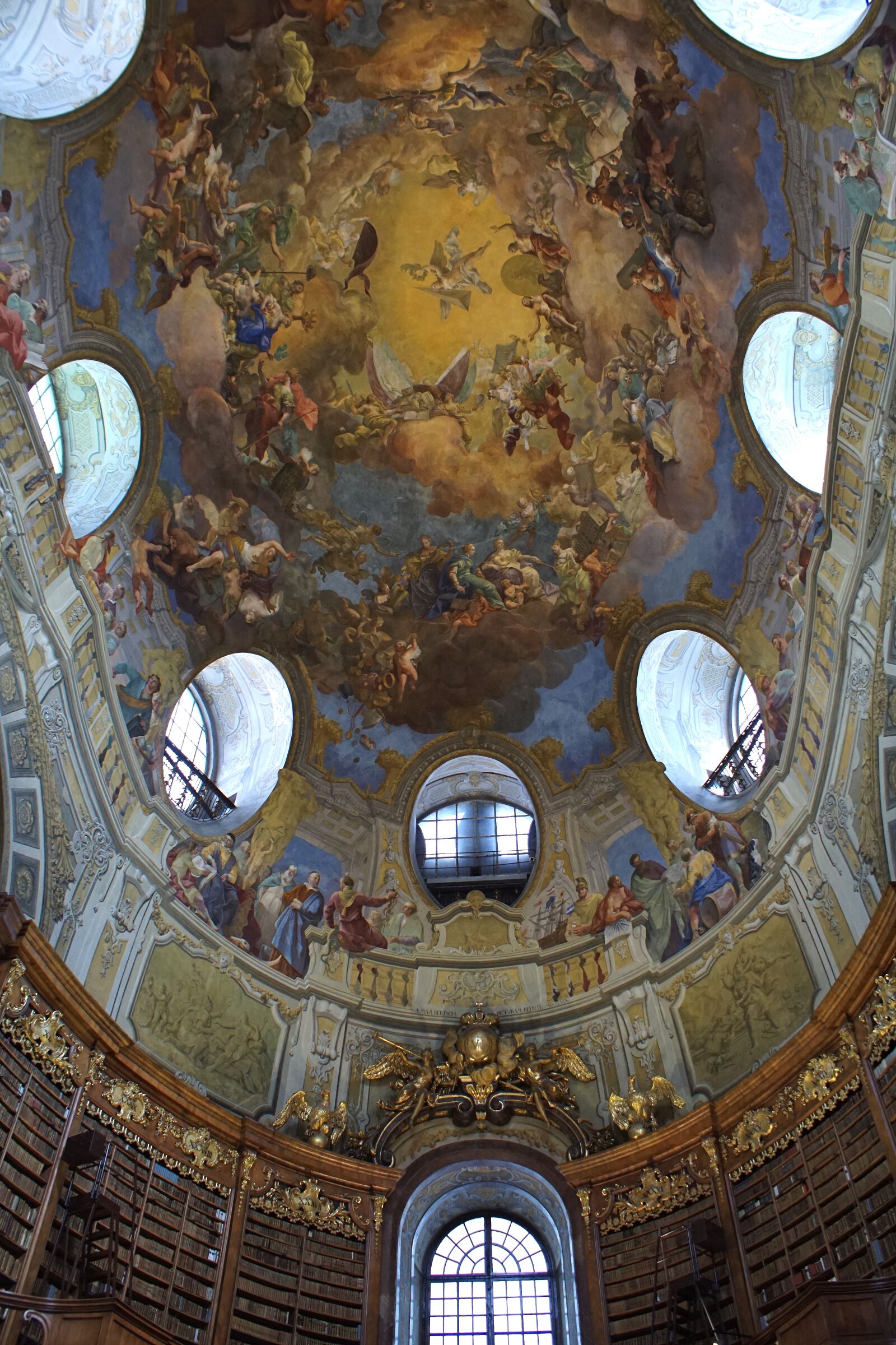 Sony DT 18-70mm F3.5-5.6 sample photo. Vienna, national library, ceremonial photography