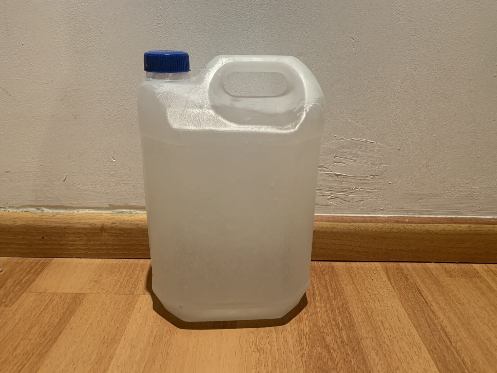 Apple iPhone XR sample photo. Alcohol, in, gel photography