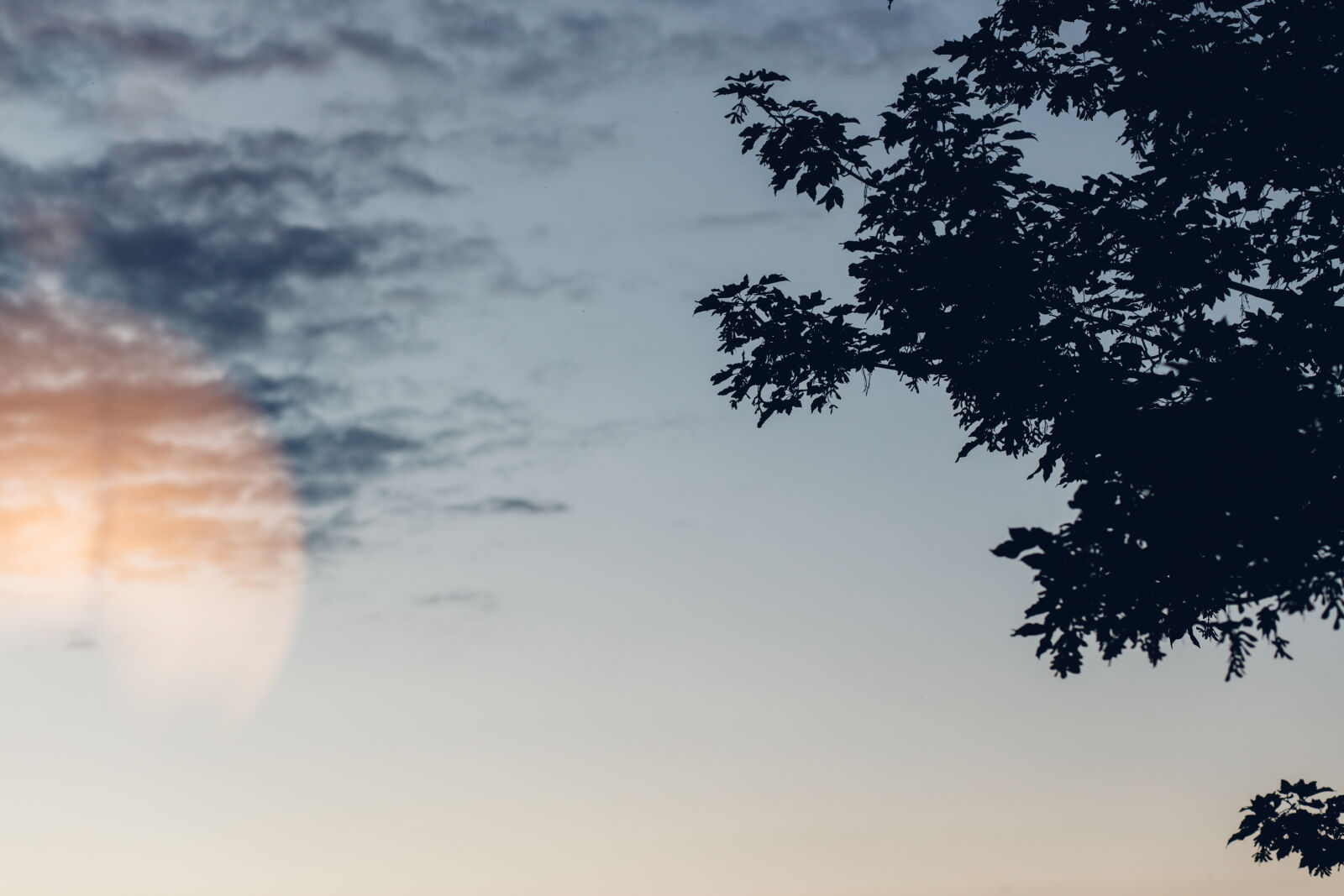 Canon EF 85mm F1.8 USM sample photo. Clouds, shine, sky, sun photography