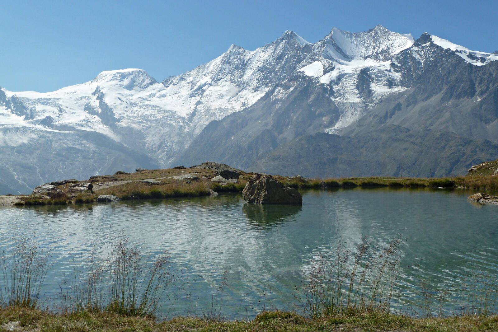 Panasonic Lumix DMC-ZS7 (Lumix DMC-TZ10) sample photo. Mountains, water, lake photography