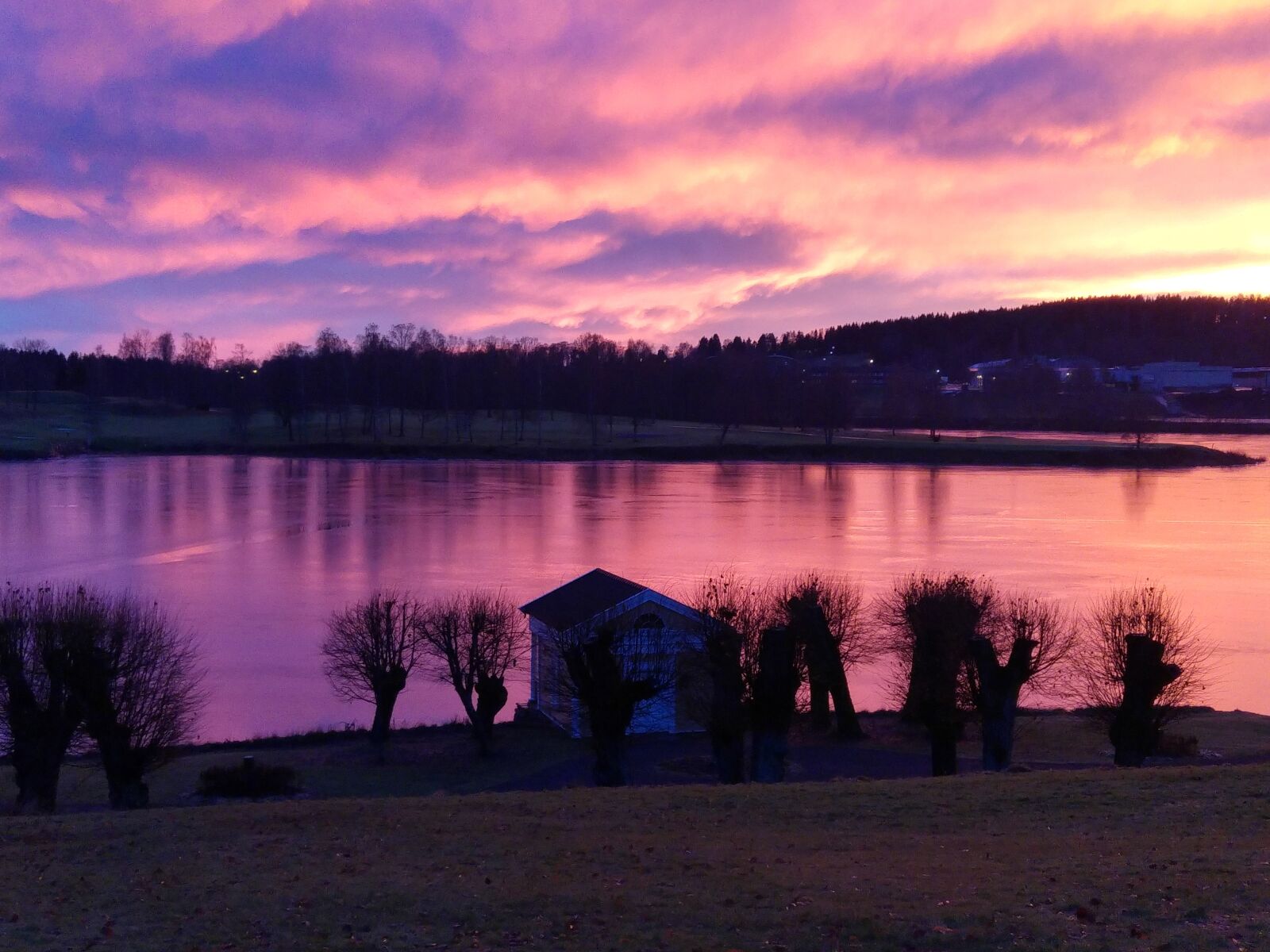 LG G4 sample photo. Sunset, lake, sky photography