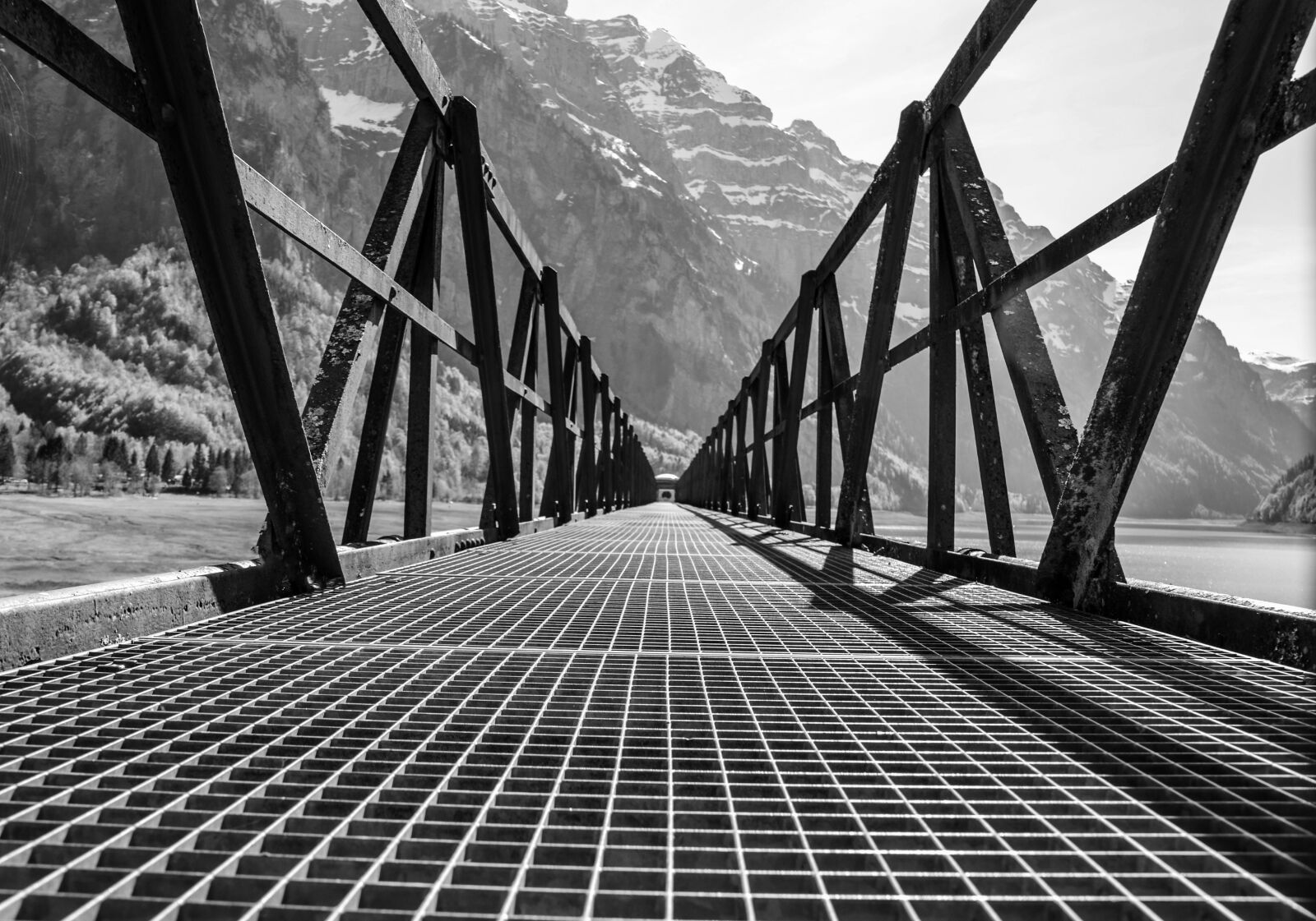 Nikon D7000 sample photo. Bridge, wood, grid photography