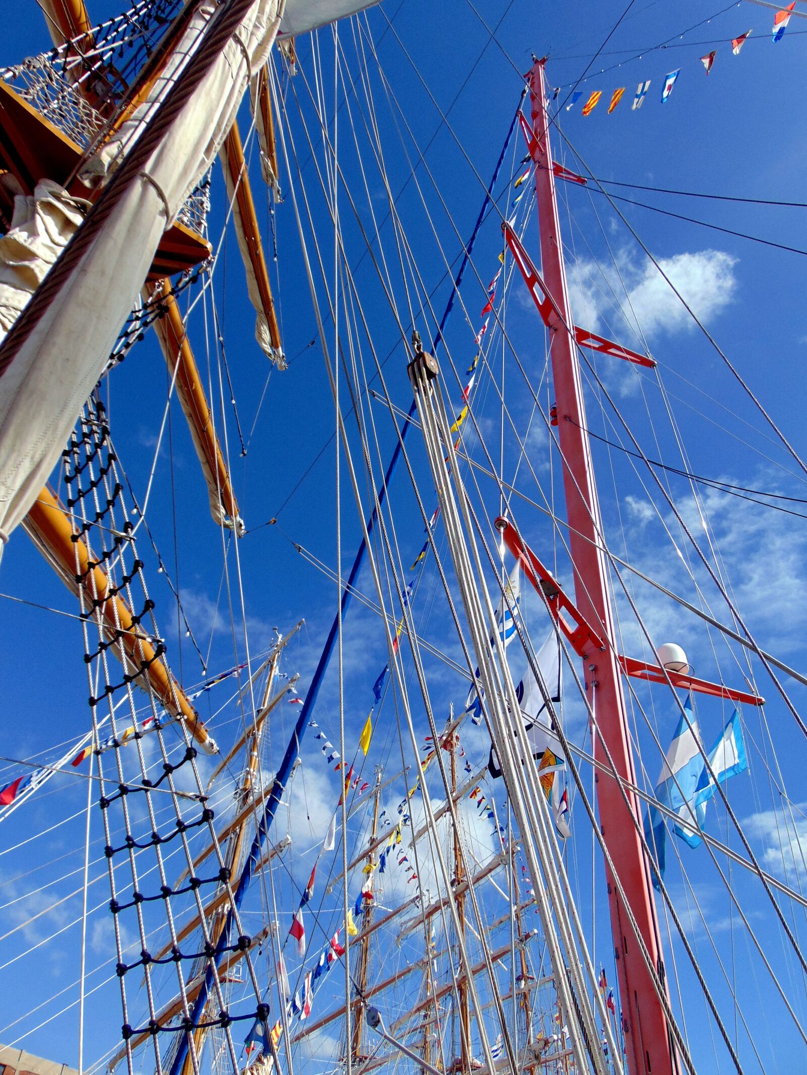 Sony Cyber-shot DSC-H300 sample photo. Silboat, sailing boat, the photography