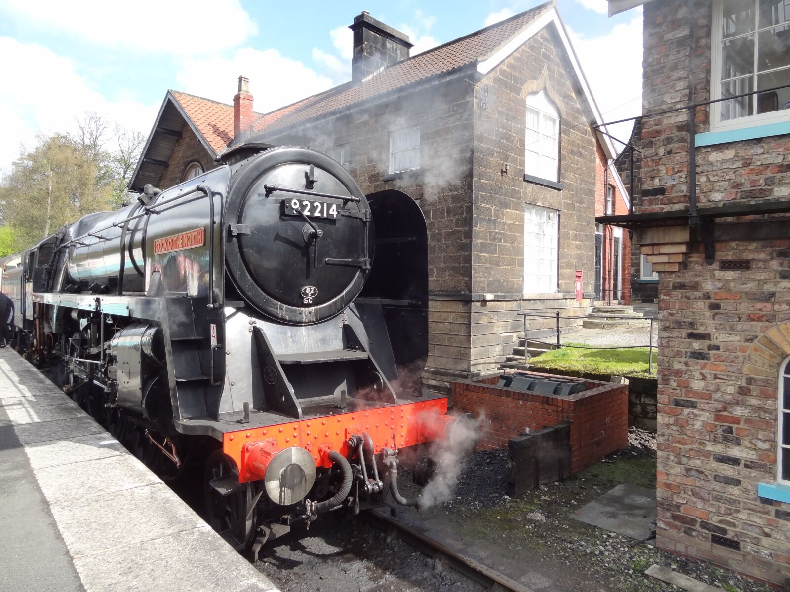 Sony Cyber-shot DSC-HX9V sample photo. Steam train, steam engine photography