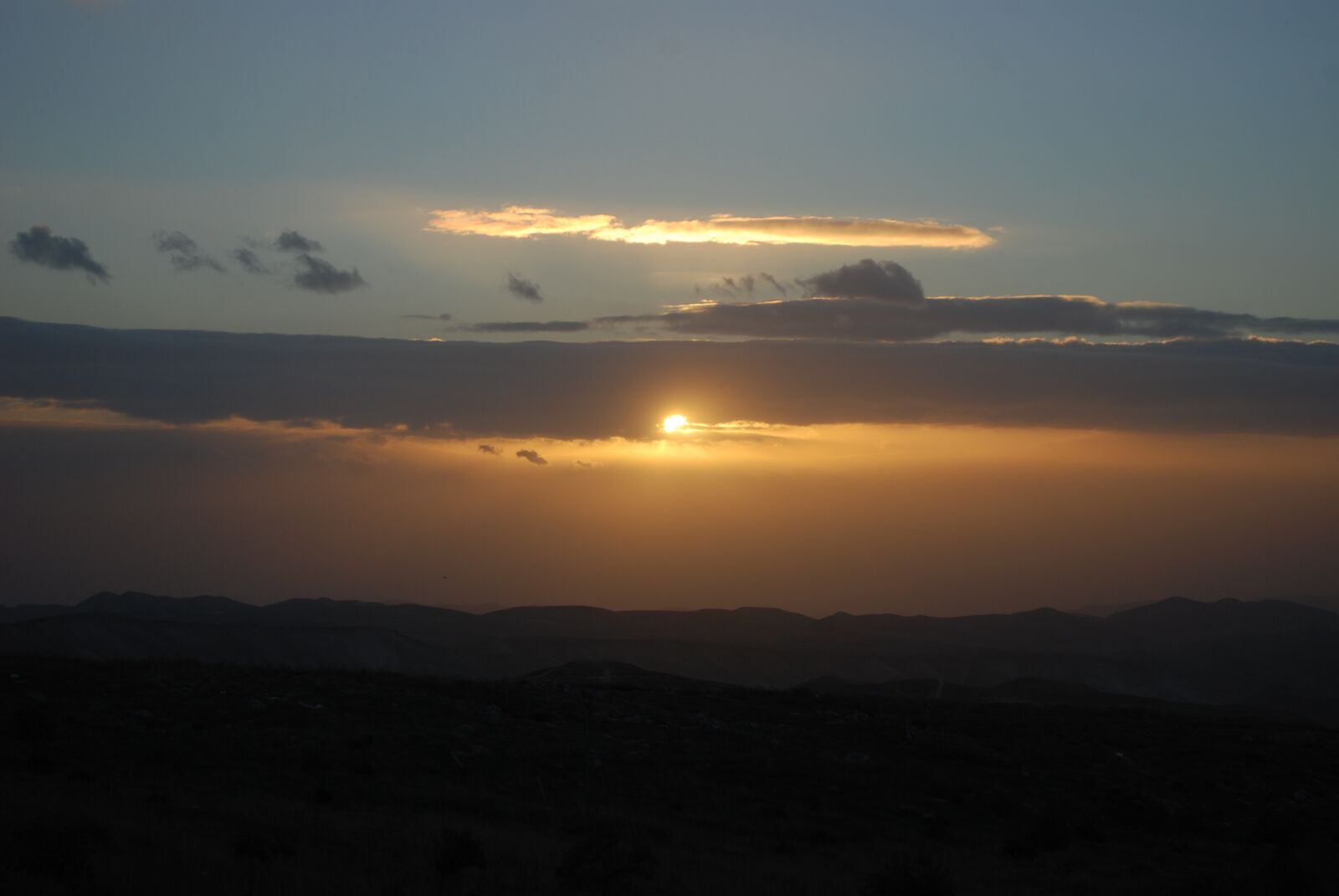 Nikon D80 sample photo. Sunset, sky, landscape photography