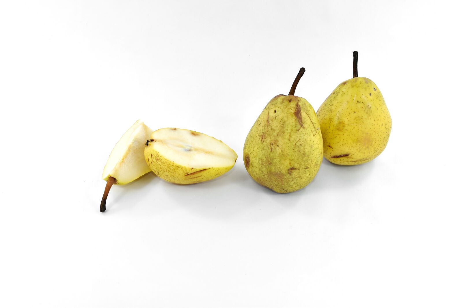 Nikon D5500 sample photo. Half, organic, pears, ripe photography