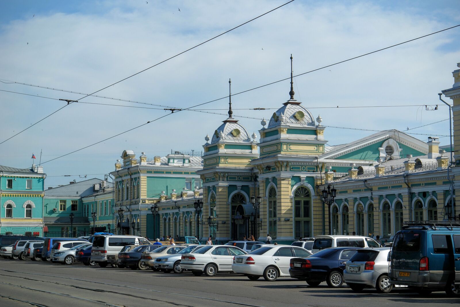 Sony DSC-R1 sample photo. Irkutsk, railway station, russia photography