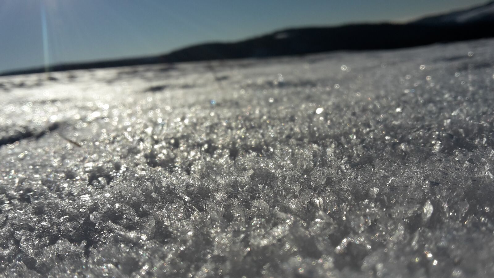 Samsung Galaxy S5 Mini sample photo. Snow, sun, winter photography