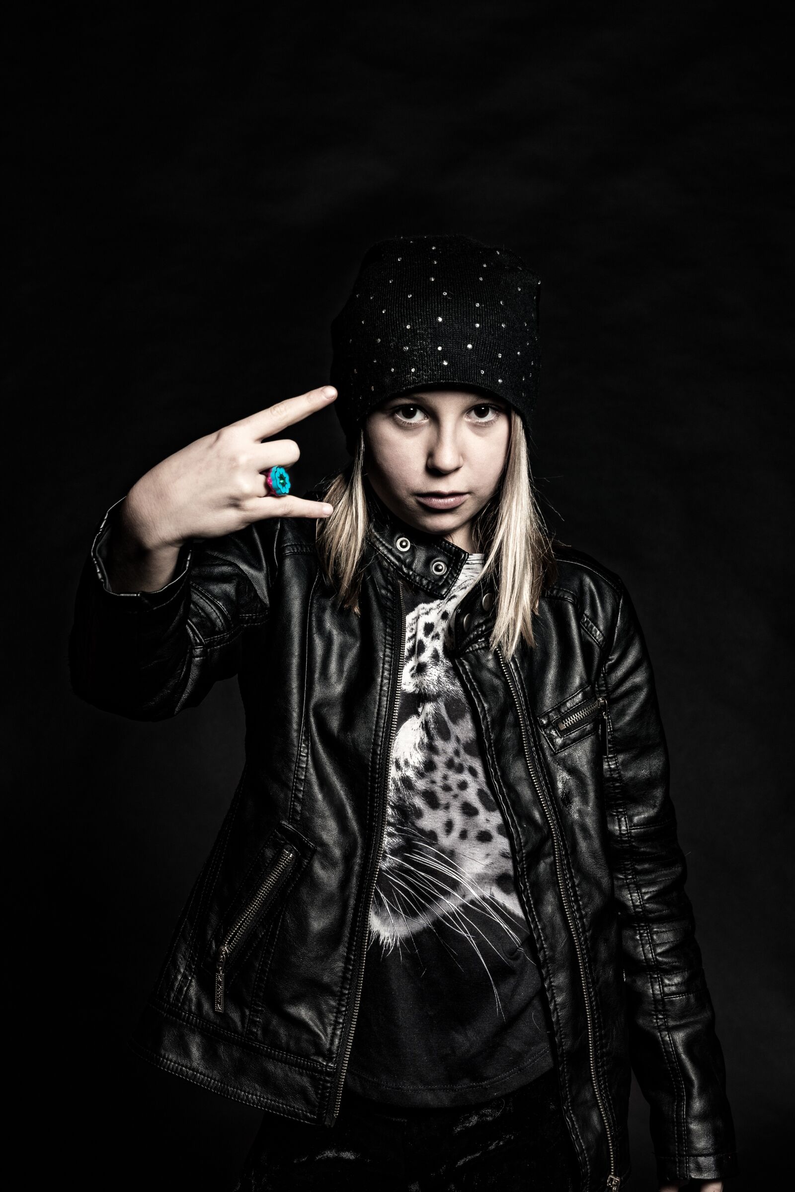 Canon EOS 5D Mark IV sample photo. Fashion, portrait, a photography