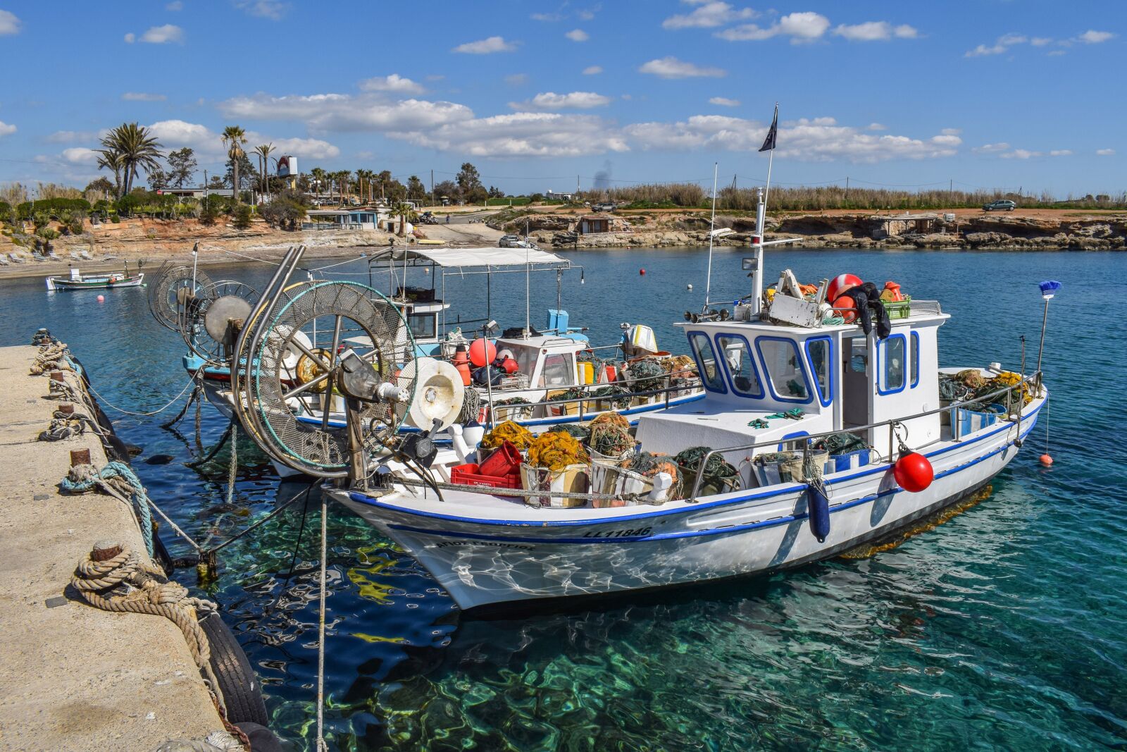 Nikon D3300 sample photo. Boat, harbor, fishing shelter photography