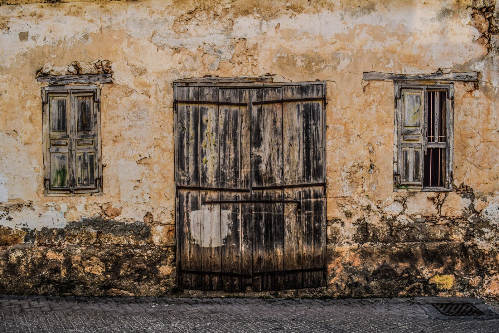 Nikon D3300 sample photo. Old house, abandoned, decay photography
