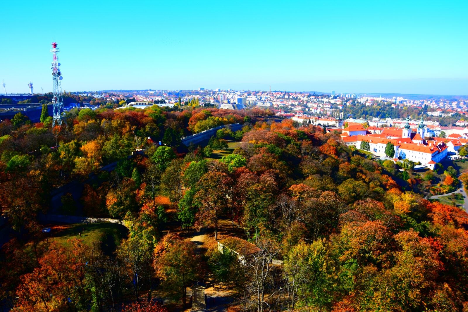 Nikon D3300 sample photo. Prague, autumn, czech republic photography
